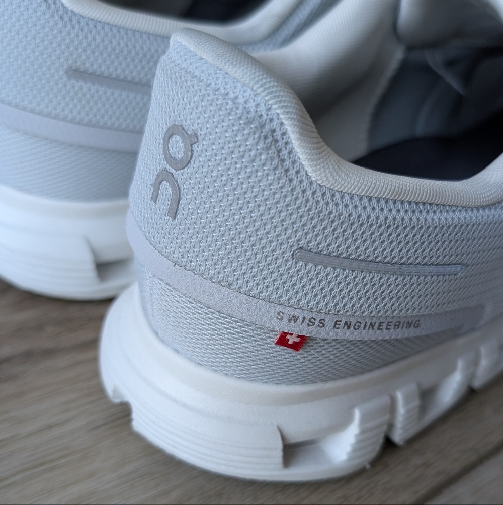 Men's On Cloud 6 - Glacier/White colorway